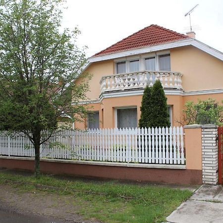 Tulipan Vendeghaz Daire Hajdúszoboszló Dış mekan fotoğraf